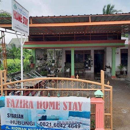 Oyo 91477 Fazira Home Stay Syariah Sibolga المظهر الخارجي الصورة